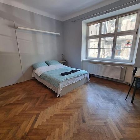 Fantastic Krk - Kr6 Room F 크라쿠프 외부 사진